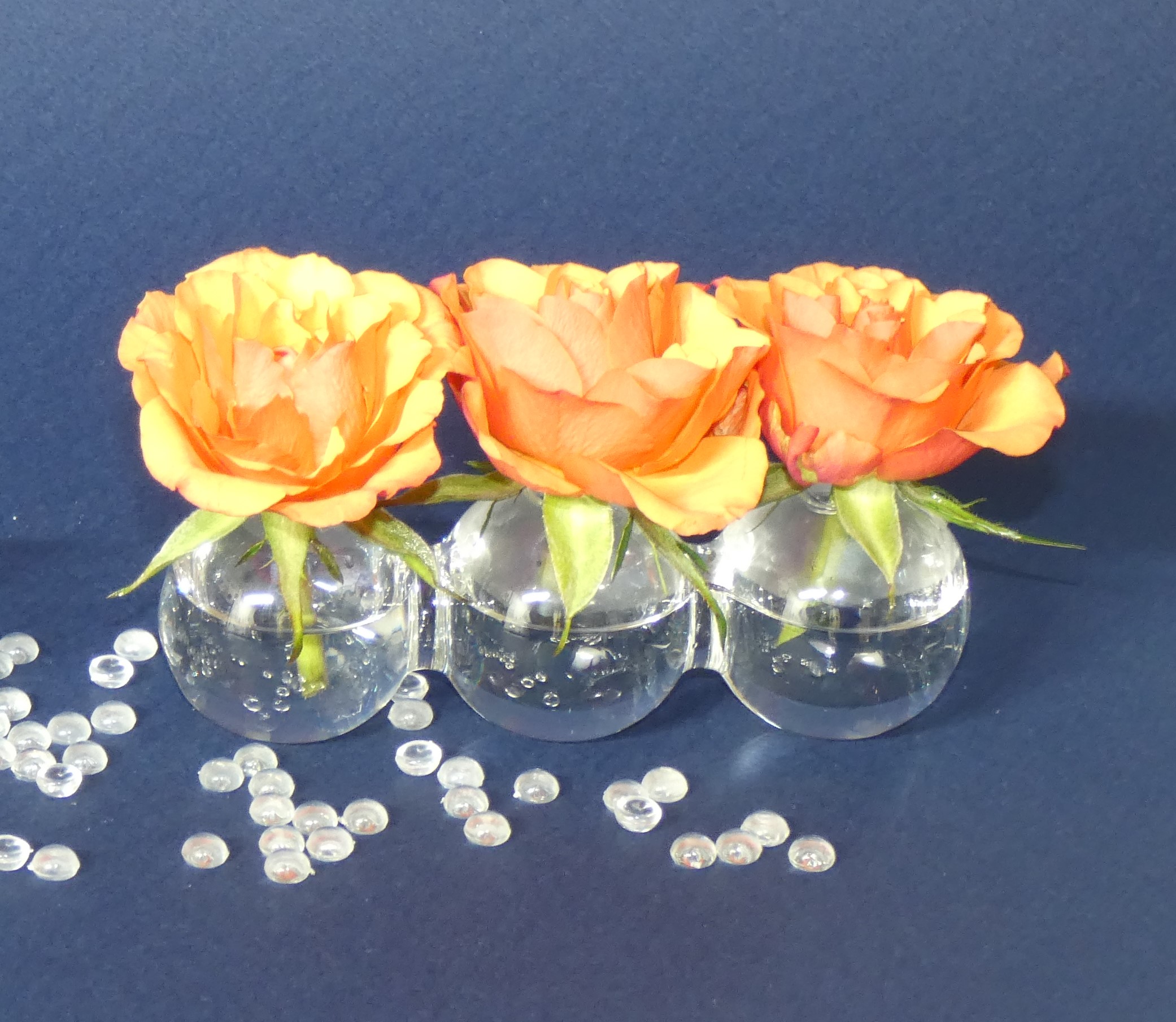 Dreier Kugelvasen Reihe