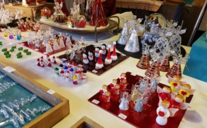 Stand auf dem Weihnachtsmarkt