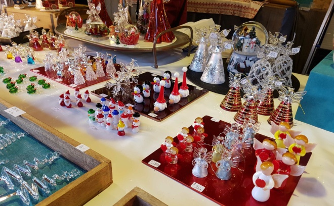 Stand auf dem Weihnachtsmarkt